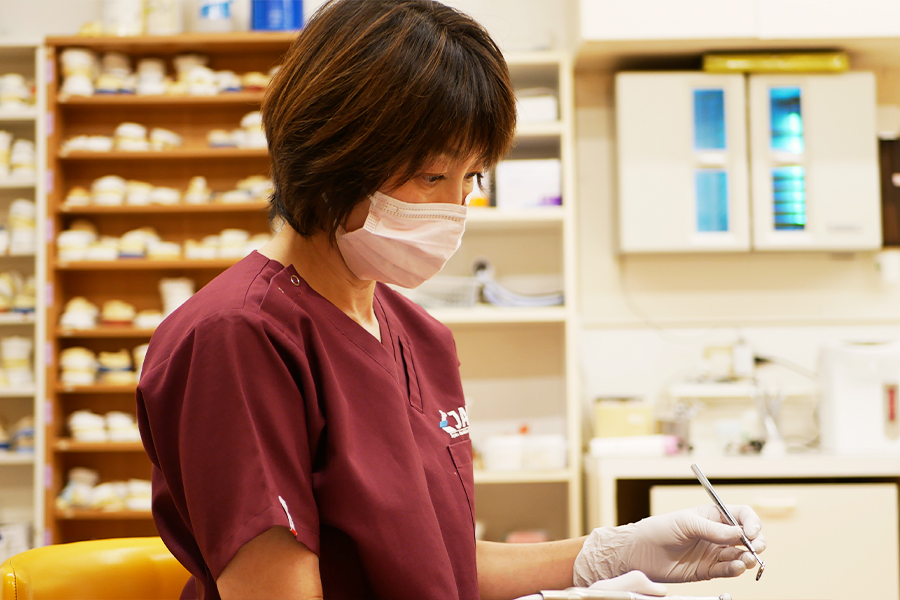 経験豊富な「女性歯科医師」が常勤